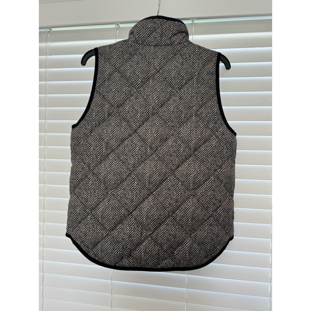 J. Crew Quilted Down Puffer Vest Herringbone Black Cream - Picture 2 of 4
